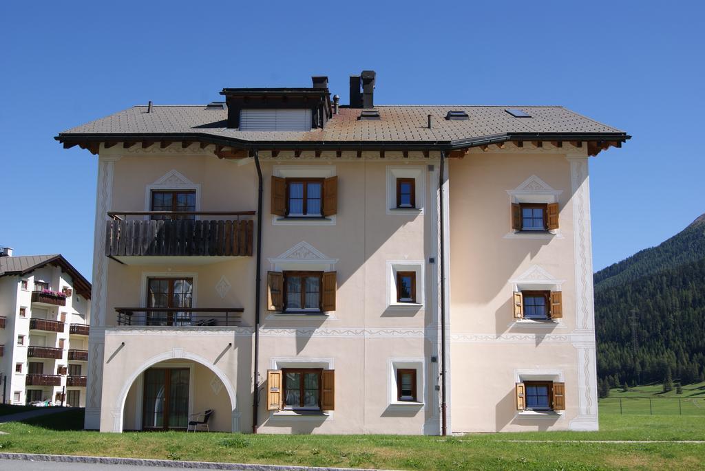 Ferienwohnungen Hotel Allegra Zuoz Exterior photo